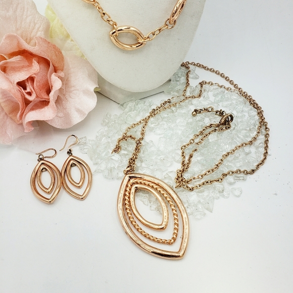 Rose Gold Necklace & Earrings (Set of 3) - Picture 3 of 5